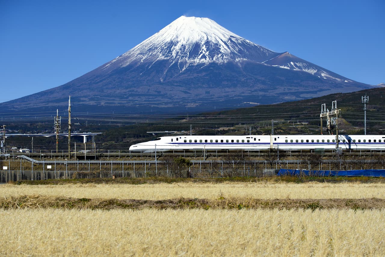 Transfer to Tokyo by bullet train